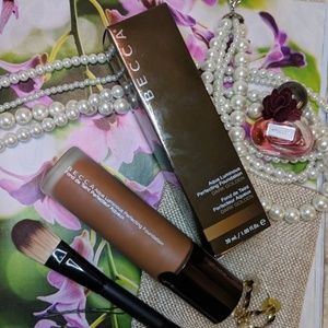BECCA Dark Golden Aqua Luminous Foundation